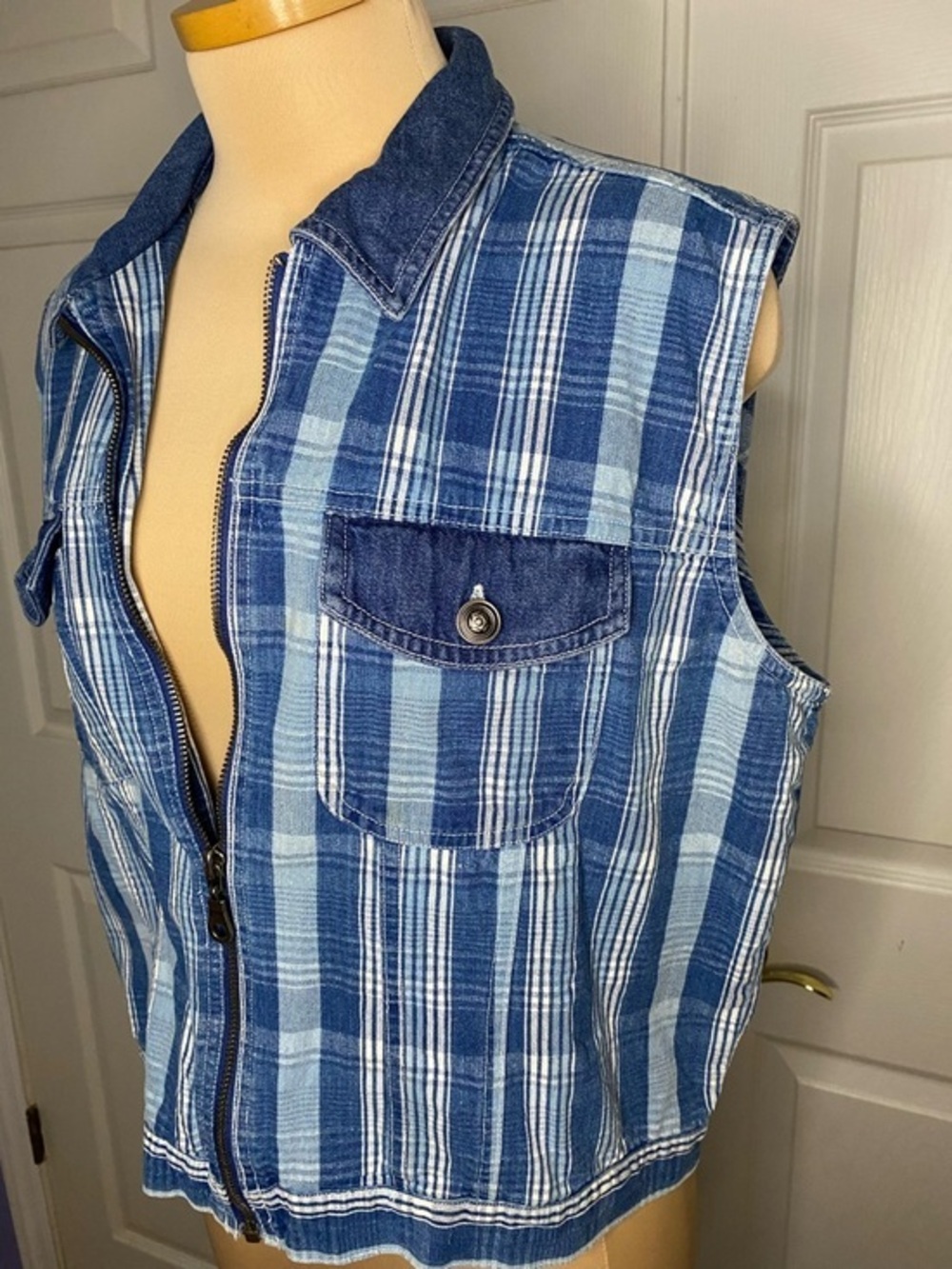 Crossroads Women's Denim Vest, Plaid, Size Large, 90s Y2K, Hipster, Summer